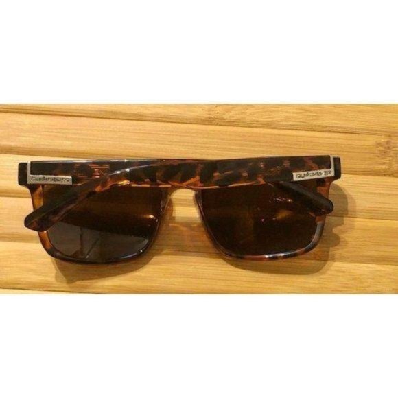 TWO New Quiksilver Sunglass Sets  PRICE FIRM - Picture 8 of 8